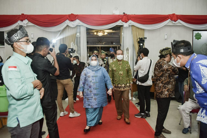 Bupati Bengkalis Kasmarni menghadiri malam seremoni alih kelola Blok CPP dari BOB PT BSP-PH ke PT BSP di Balai Serindit Kompleks Gubernuran Pekanbaru, Senin (8/8/2022) malam.